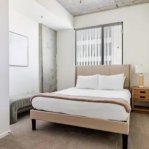 https://sophisticated-city-living-apartments-at-roosevelt-point.hotelsofphoenix.com