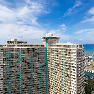 Signature 11 Honolulu