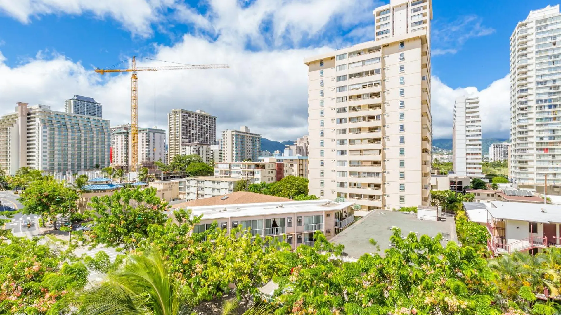 Castle Bamboo Waikiki Hotel Honolulu