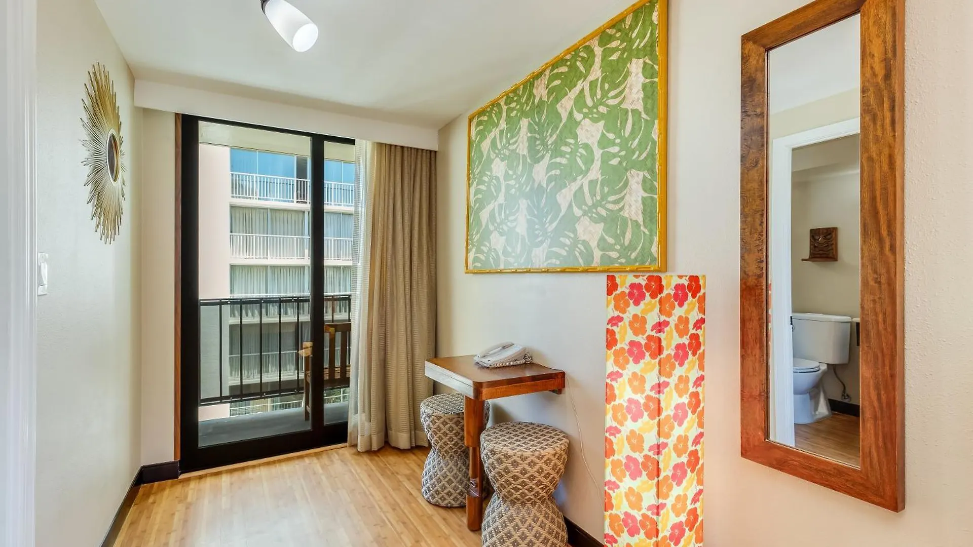 Castle Bamboo Waikiki Hotel Honolulu
