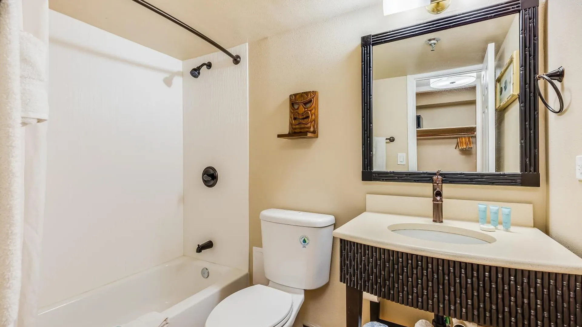 Castle Bamboo Waikiki Hotel Honolulu United States