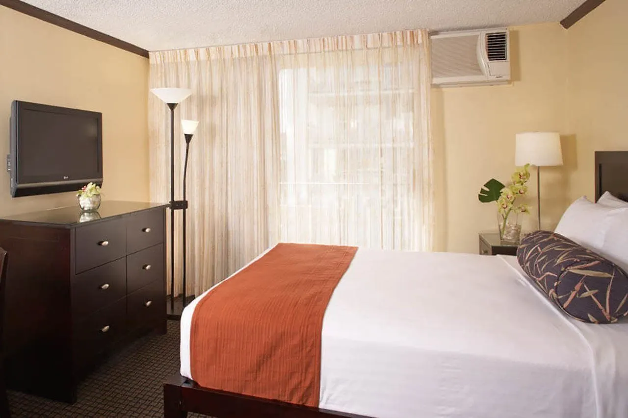 Castle Bamboo Waikiki Hotel Honolulu